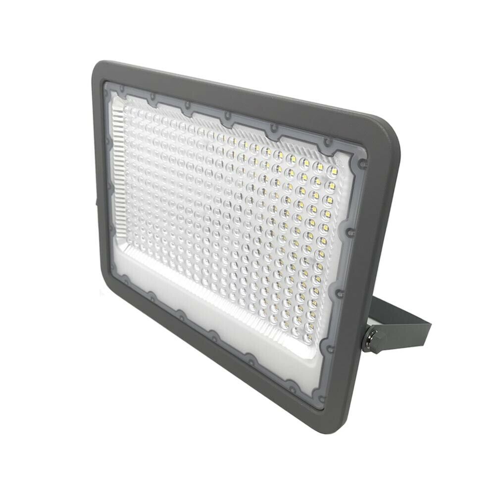 FARO LED 200 W LUCE BIANCA 6500K . PER INTERNO E ESTERNO IN METALLO IP65
