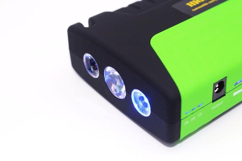 AVVIATORE BATTERIE AUTO DI EMERGENZA JUMP STARTER CAVI BATTERIA RICARICABILE