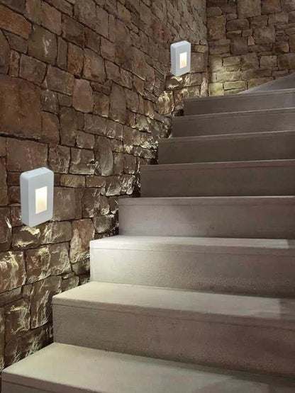 APPLIQUE LED LUCE BIANCA FARETTO 12 W SEGNAPASSI A MURO ESTERNO BIANCO IP65 ES62