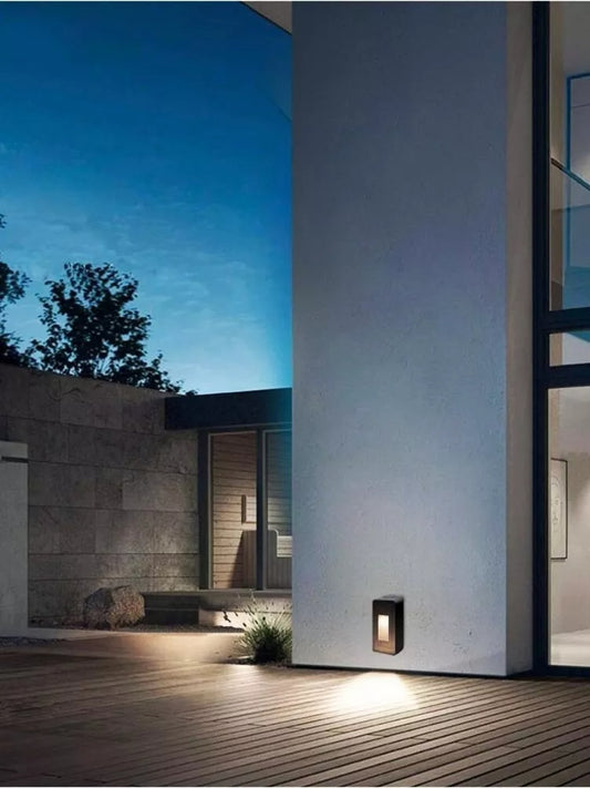 APPLIQUE LED LUCE NATURALE FARETTO 12 W SEGNAPASSI A MURO ESTERNO NERO IP65 ES62