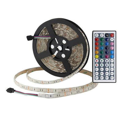 STRISCIA LED RGB 5050 SMD 300 BOBINA 5MT MULTICOLORI ILLUMINAZIONI NEGOZIO